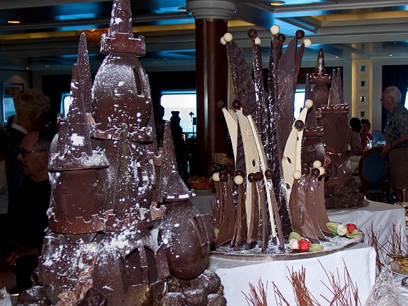 Chocolate castles for desert Jan 20, 2010 12:59 PM : SilverSea Caribbean Cruise 2010