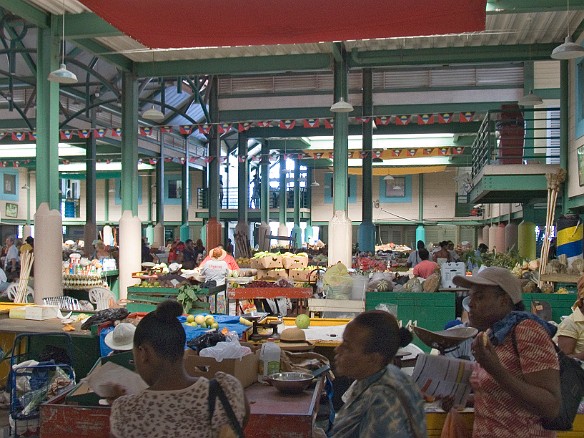 The inside of the public market Jan 10, 2009 10:32 AM : Antigua 2009-01