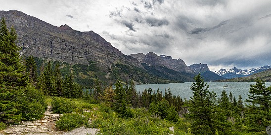 GoingToTheSun-007 Saint Mary Lake with tiny Wild Goose Island in the center