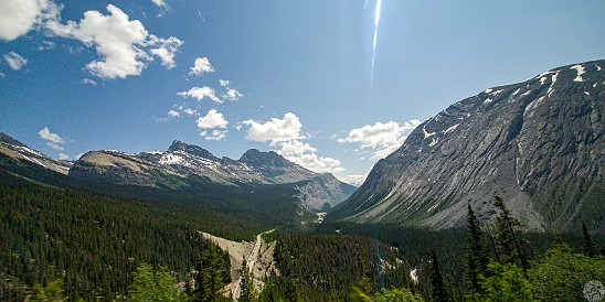 IcefieldsParkway-019 The Big Bend is a huge switchback that provides sweeping views down the valley