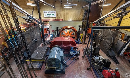 Jasper-030 The sky tram engine room