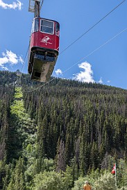 Jasper-032 The carriage ahead of ours lifts off