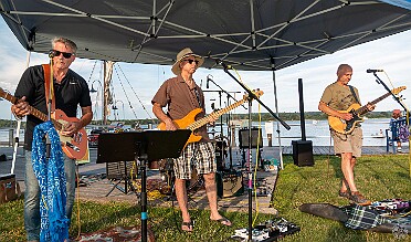 Thursdays On The Dock with Butter Jones A steamy hot Thursday with Butter Jones keeping the jams cool