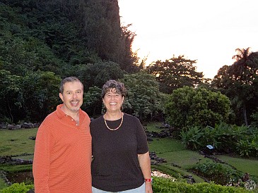 May 14, 2011 7:16 PM : David Zeleznik, Debra Zeleznik, Kauai, Limahuli Gardens