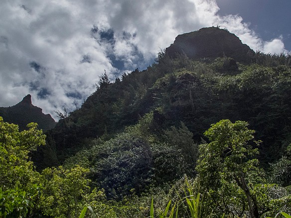 Mt. Makana (Bali Hai) forms the western wall of the Limahuli valley May 24, 2012 2:57 PM : Kauai