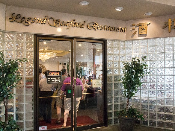 We concluded our Honolulu eating frenzy on Saturday with dim sum at Legend in  Chinatown May 10, 2014 11:57 AM : Oahu