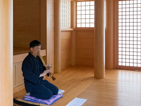 We enter the Hall of Compassion to meditate to the sounds of traditional Japanese flute May 14, 2017 2:53 PM