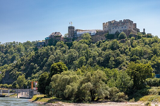 Boppard2025-044 The Counts of Katzenelnbogen also built Rheinfels Castle which was historically the largest fortress overlooking the Rhine. French Revolutionary troops...