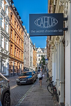 Koblenz2025-030 The next item in our hunt was Cahua Chocolatier which we found easily enough. However, we were so delayed through all the locks getting to Koblenz that the shop...
