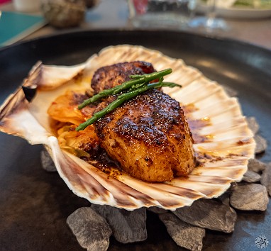 Glasgow2024-005 Local sea scallops with sea asparagus were divine