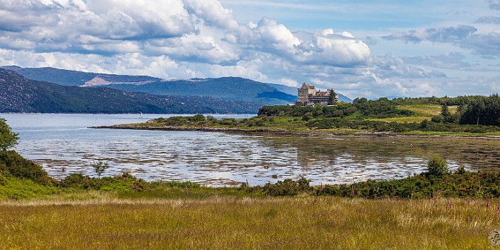 IsleOfMull2024-020 Lots of Scottish clans and castles on this trip, our first was Duart Castle, the ancient seat of Clan Maclean. Its location is impressive, perched on a point...