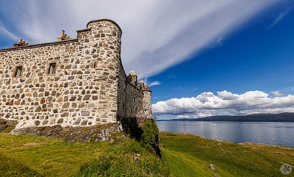 IsleOfMull2024-029 Lots of Scottish clans and castles on this trip, our first was Duart Castle, the ancient seat of Clan Maclean. Its location is impressive, perched on a point...