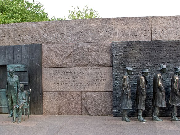 Mar 30, 2011 6:46 PM : FDR Memorial, Washington DC